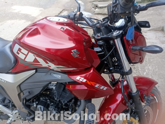 suzuki gixxer monotone